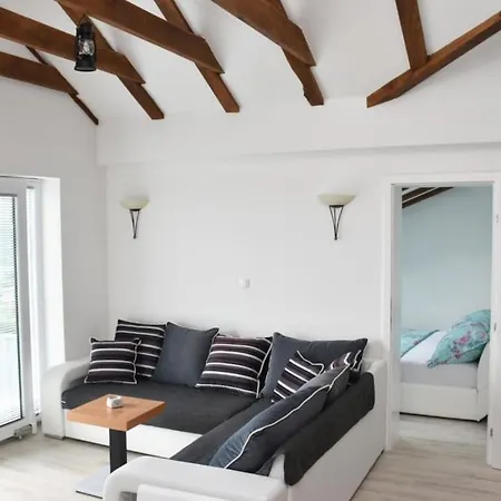 Διαμέρισμα Apartment In Razanac With Sea View, Terrace, Air Conditioning, Wifi 4841-1 Ražanac