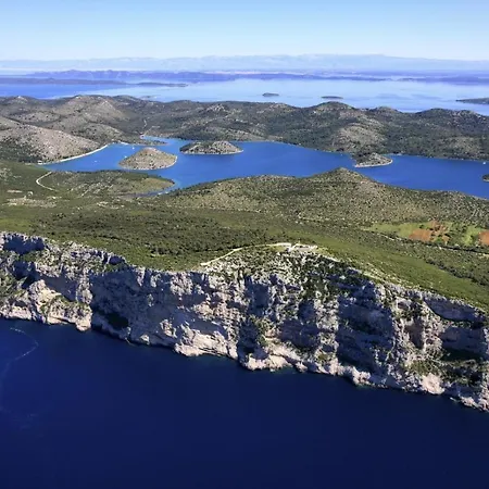 Apartment In Razanac With Sea View, Terrace, Air Conditioning, Wifi 4841-1 *